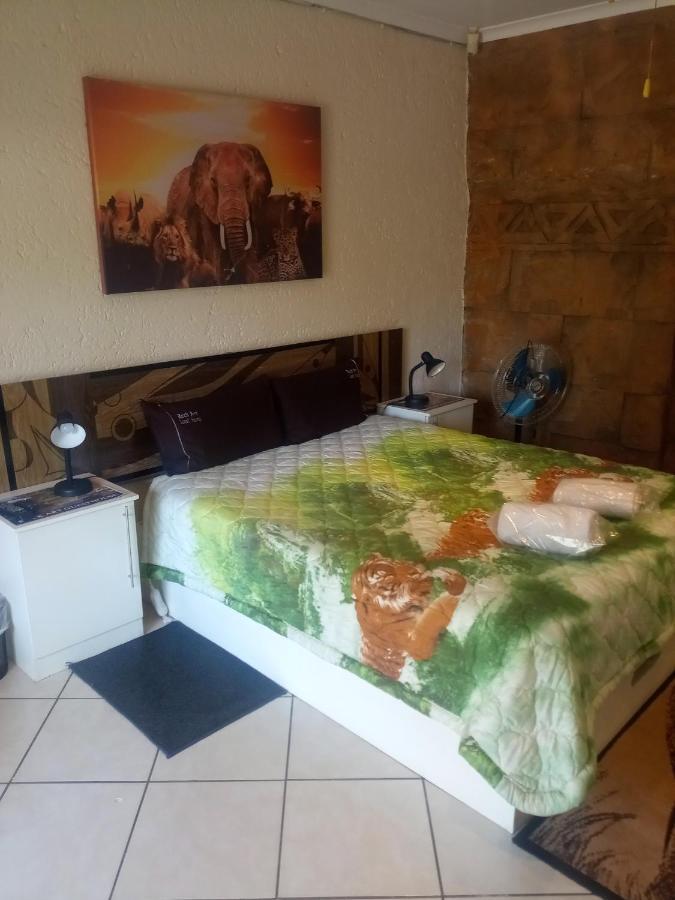 Rock Art Guesthouse Witbank Ngoại thất bức ảnh
