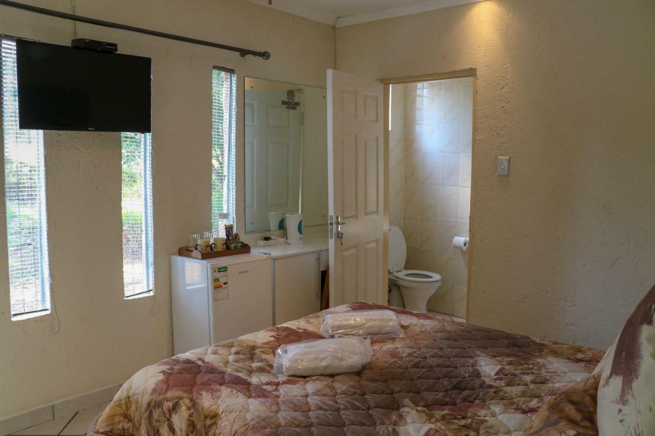 Rock Art Guesthouse Witbank Ngoại thất bức ảnh