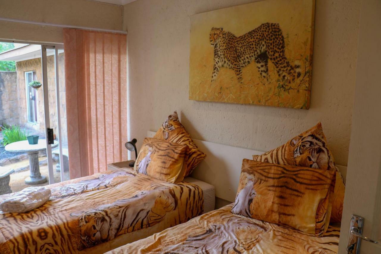 Rock Art Guesthouse Witbank Ngoại thất bức ảnh