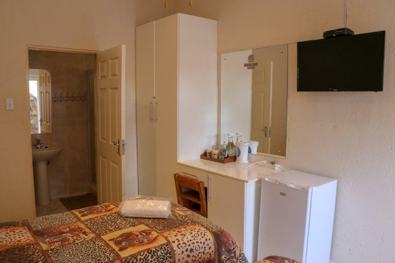 Rock Art Guesthouse Witbank Ngoại thất bức ảnh